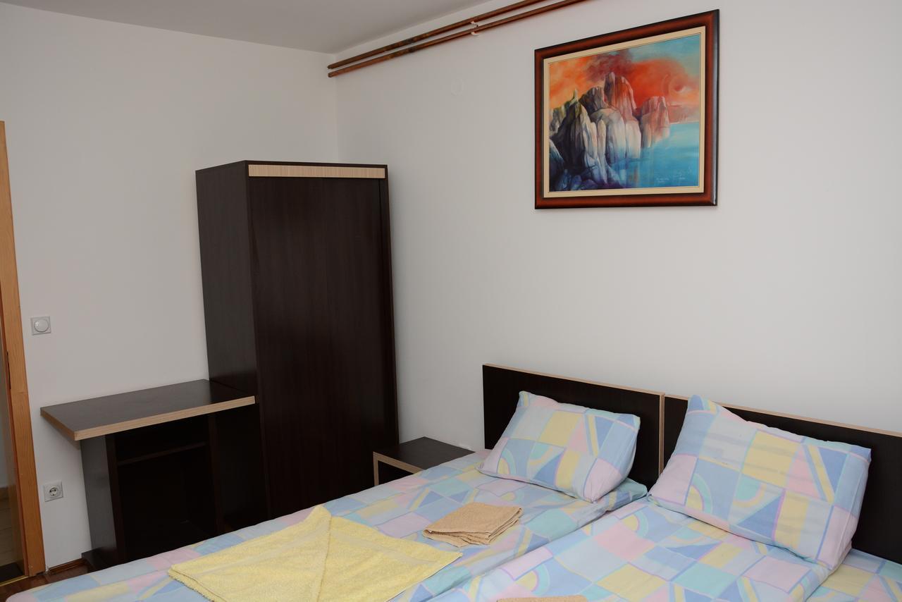 Mm Narcis Vlasina Rid Exterior photo