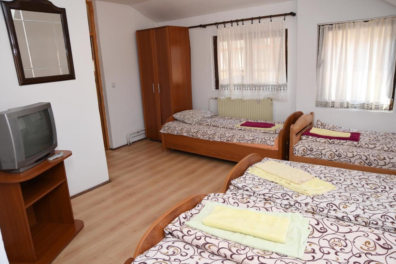 Mm Narcis Vlasina Rid Exterior photo
