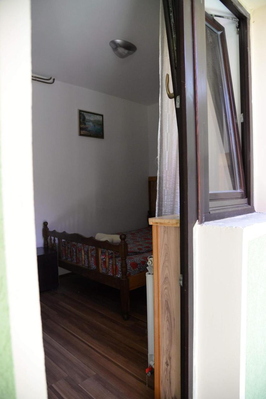 Mm Narcis Vlasina Rid Exterior photo